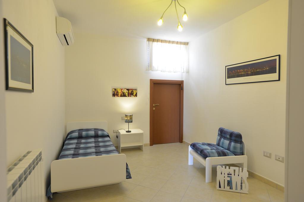 Nit I Dia Guest House Alghero Phòng bức ảnh